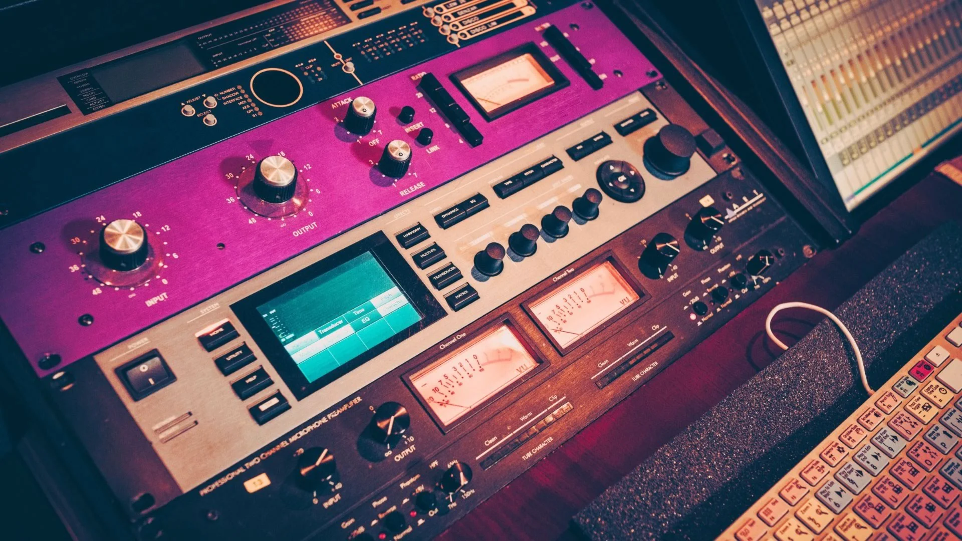 Mastering Services Online | Studio Mixing Monster Mastering Services Online | Studio Mixing Monster